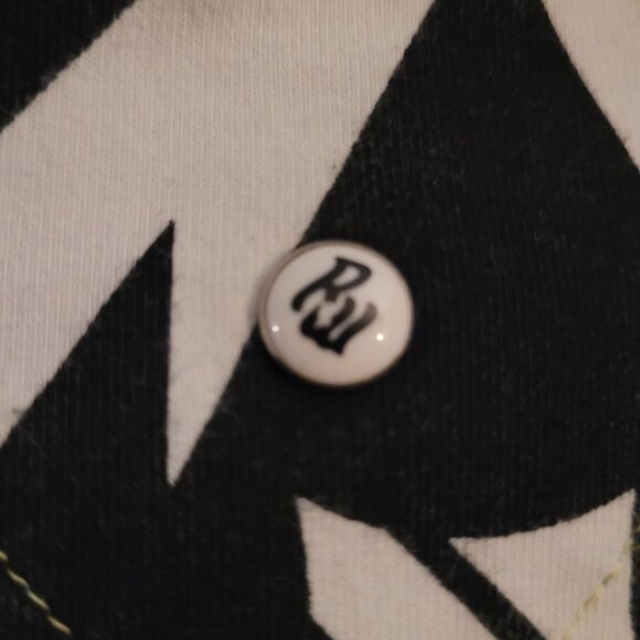 XL Vintage 2000's Rocawear Hoodie - Picture 8 of 8